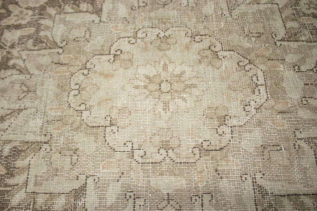 Muted Traditional Floral 9'5X13 Distressed Kerman Persian Rug