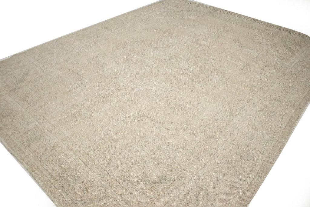 Traditional Muted 9'6X12'4 Distressed Tabriz Persian Rug