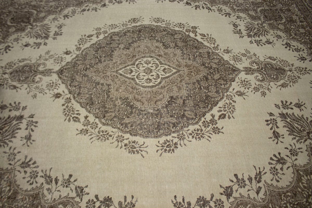 Traditional Floral Distressed 10X13 Muted Tabriz Persian Rug