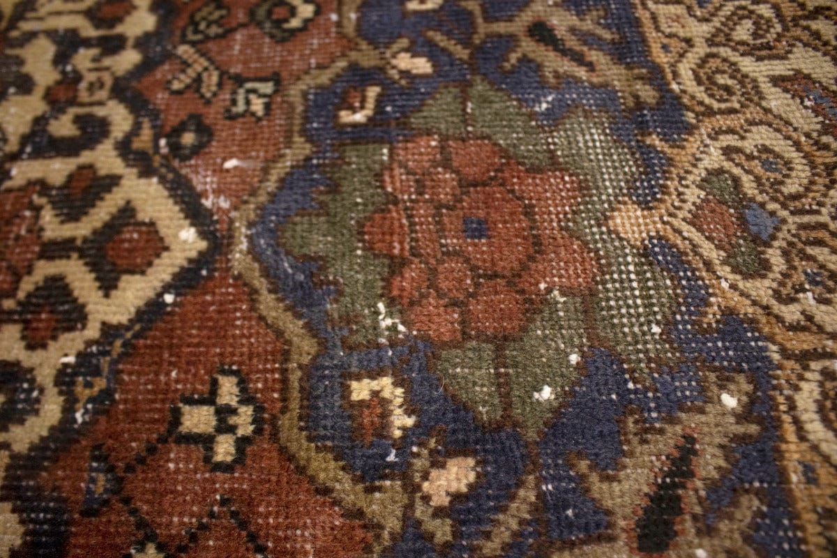 Antique Muted Rust Floral 3'5X9'7 Bakhtiari Persian Rug