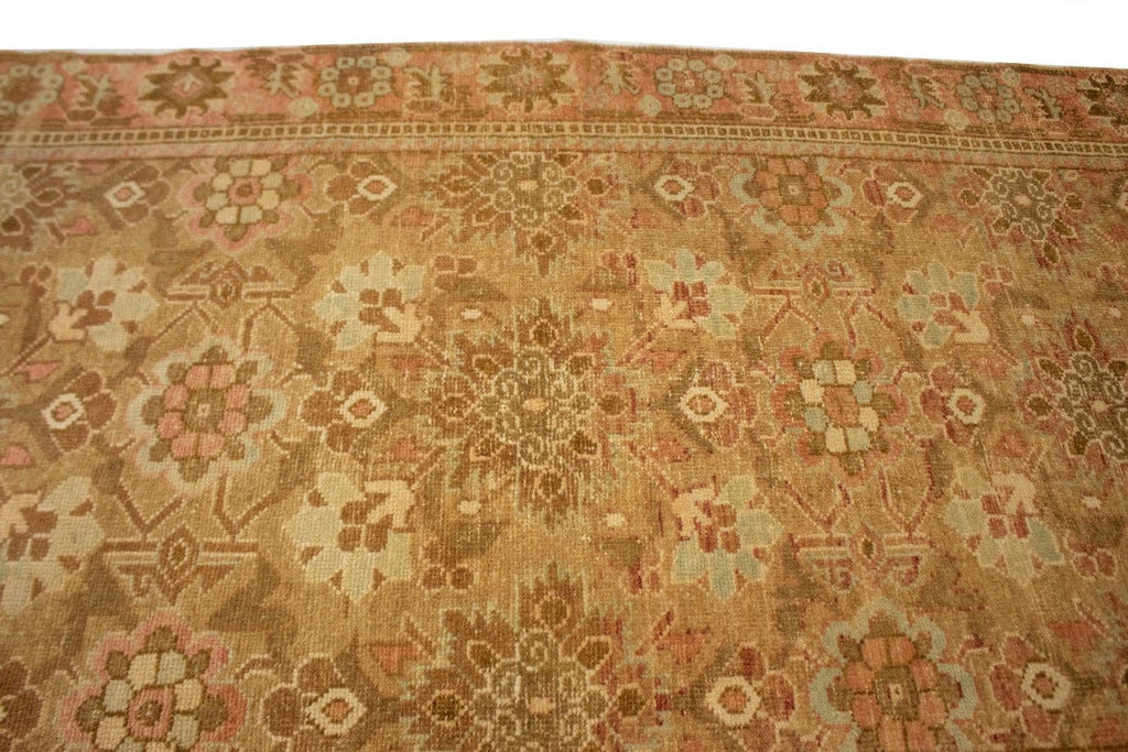 Antique Muted Beige Floral 4X7 Shiraz Lori Persian Rug