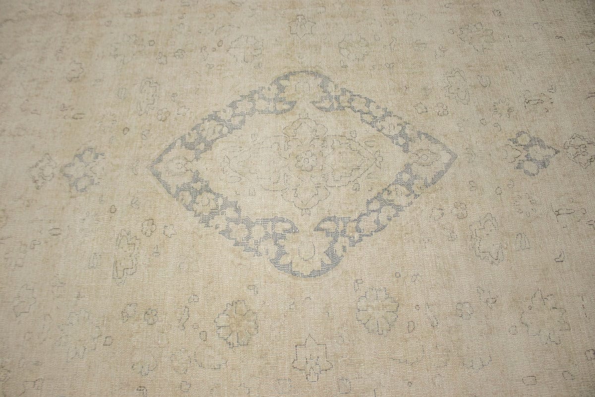 Muted Cream/Beige Antique Traditional 9'5X12'2 Kerman Persian Rug