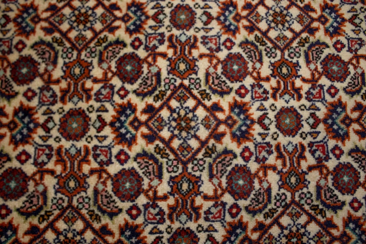 Vintage Floral Cream 4X5'4 Bidjar Persian Rug