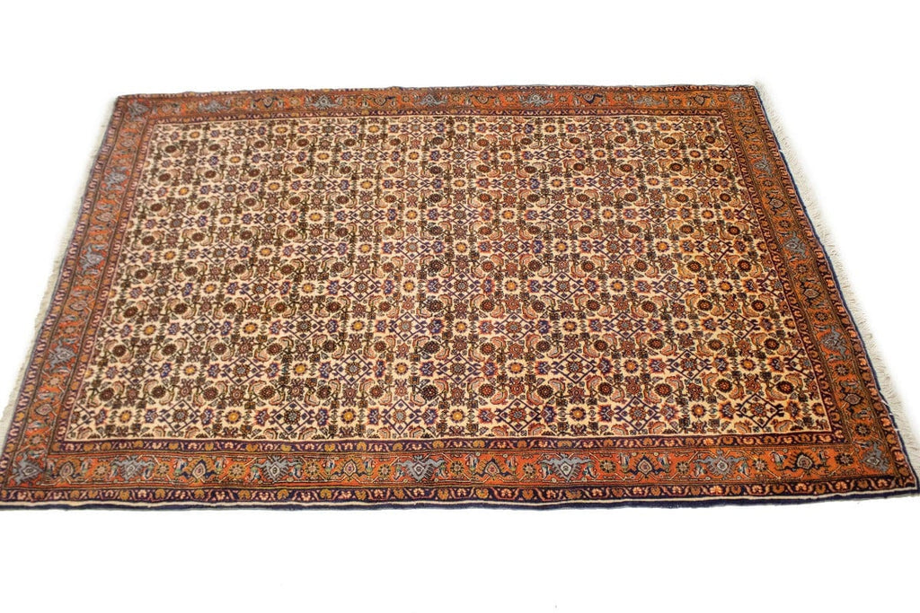 Vintage Cream Floral 4X6 Bidjar Persian Rug