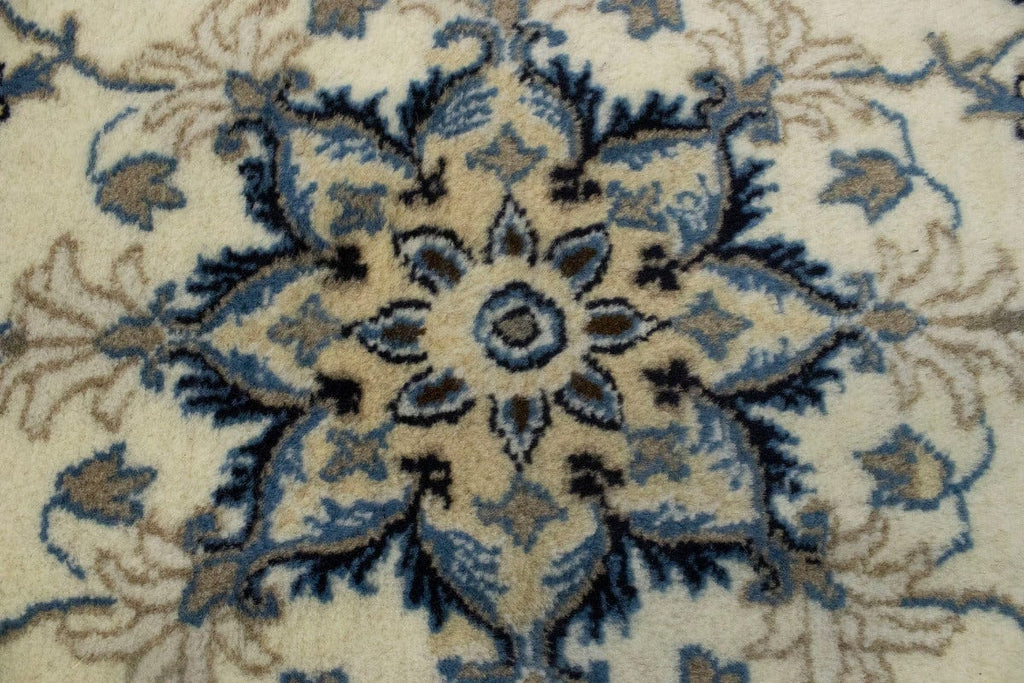 Cream Floral Classic 3X5 Nain Persian Rug