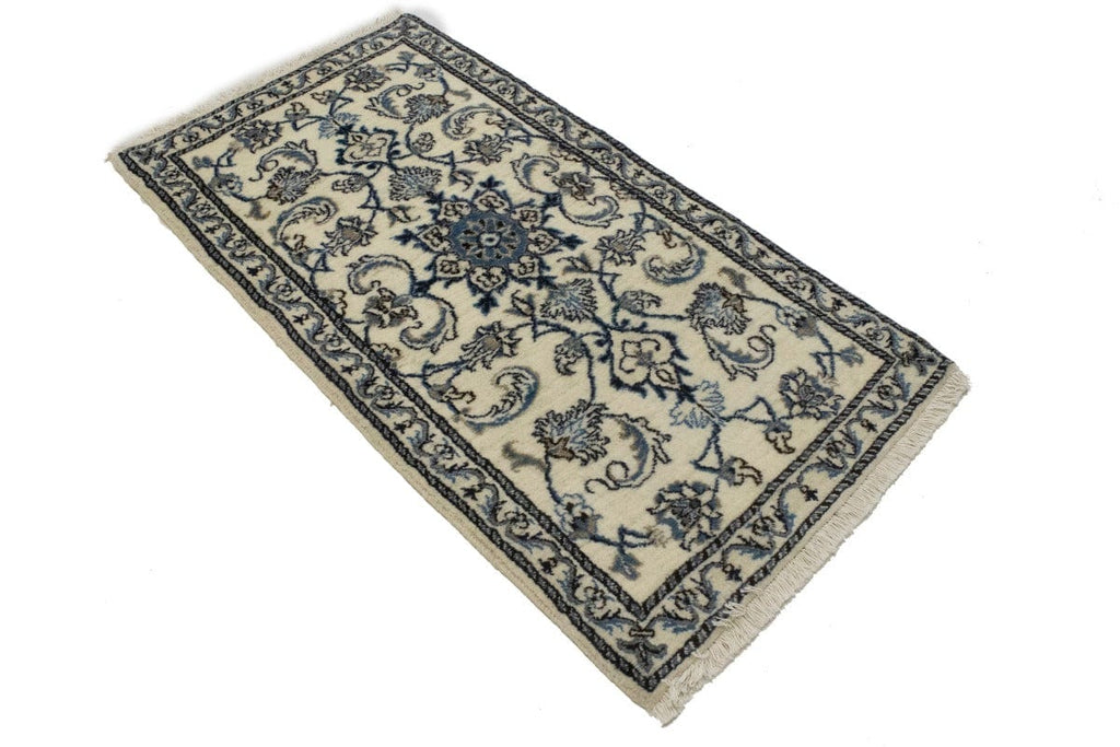 Cream Floral Classic 2'4X4'5 Nain Persian Rug