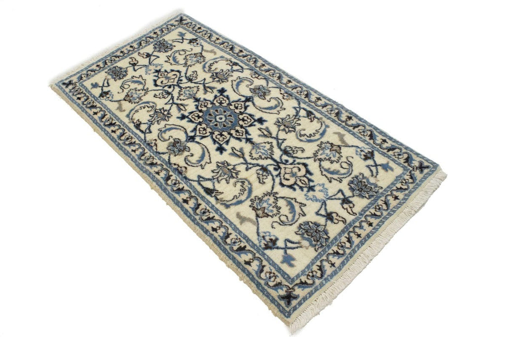 Cream Classic Floral 2'4X4'6 Nain Persian Rug