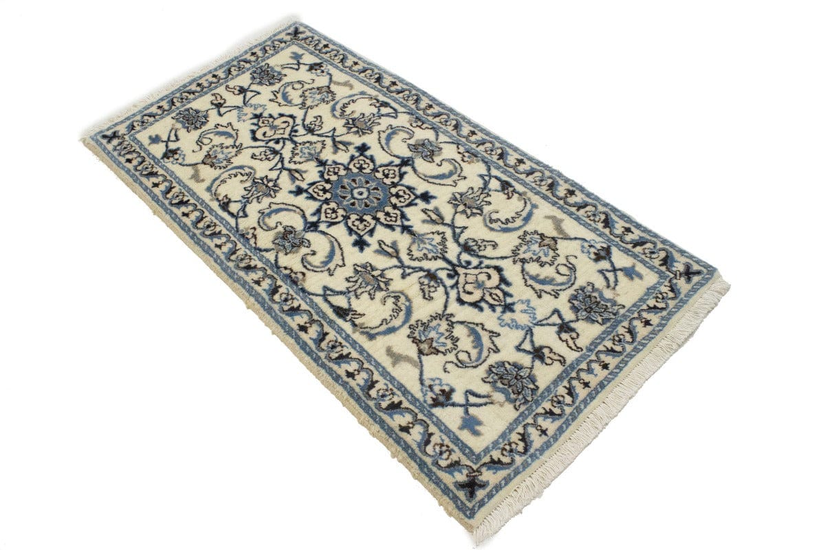 Cream Classic Floral 2'4X4'6 Nain Persian Rug