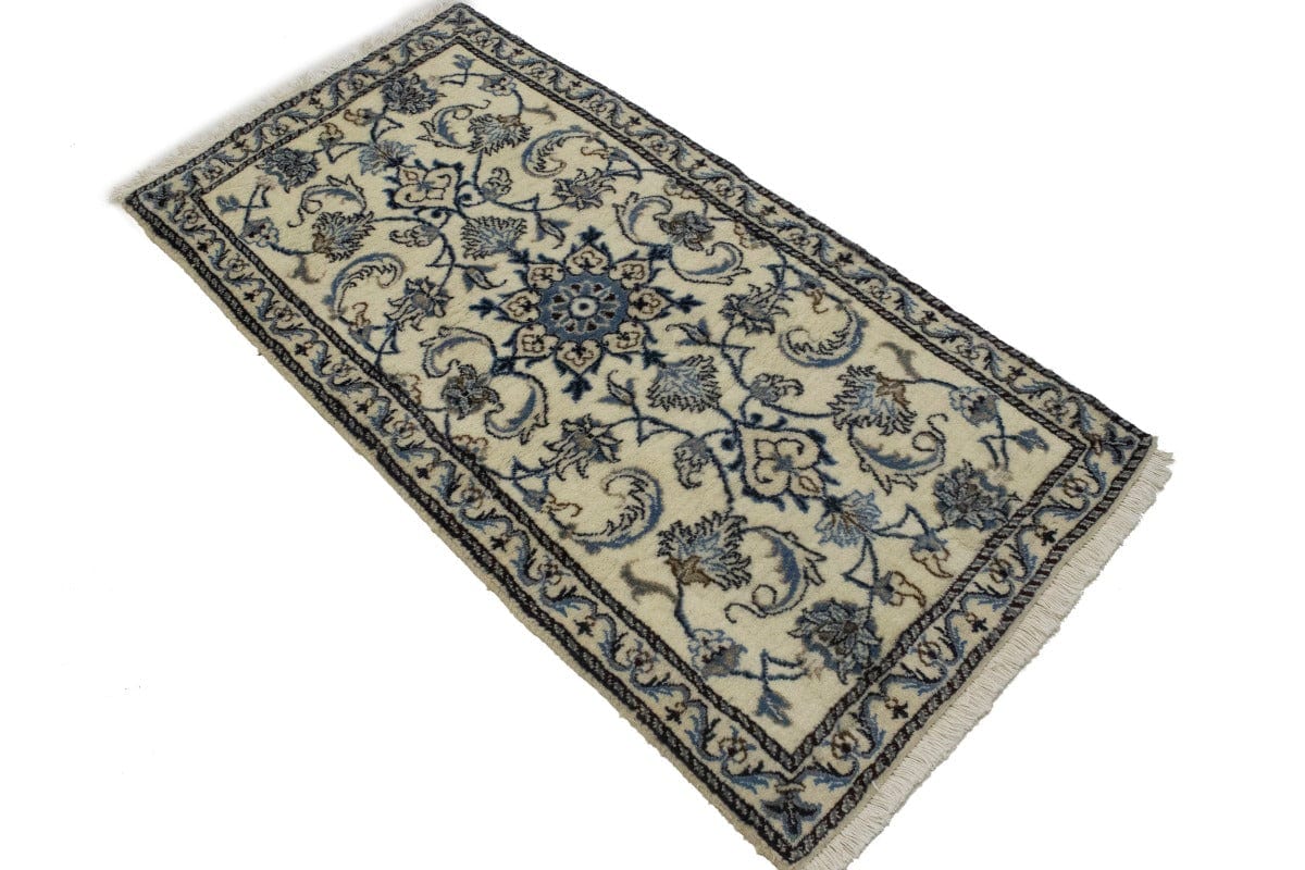 Cream Classic Floral 2'3X4'5 Nain Persian Rug