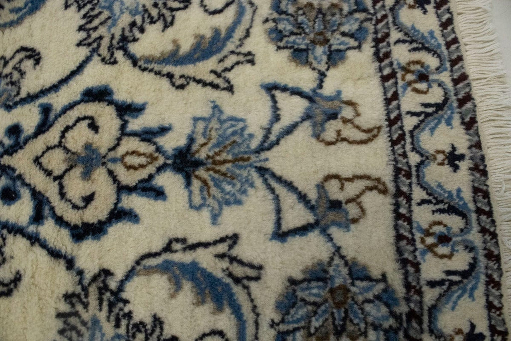 Cream Classic Floral 2'3X4'5 Nain Persian Rug