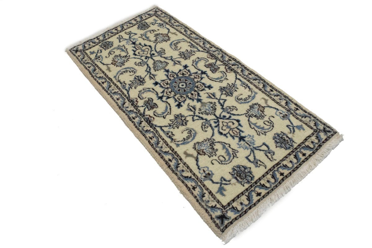 Cream Classic Floral 2'3X4'8 Nain Persian Rug