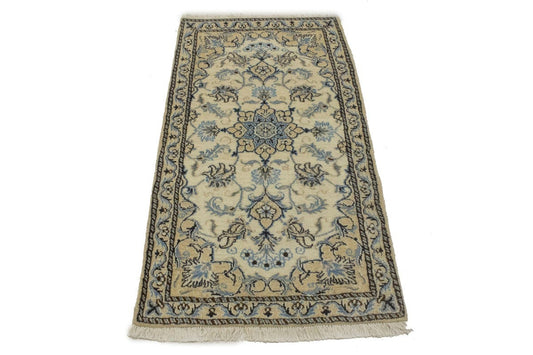 Cream Classic Floral 2'4X4'5 Nain Persian Rug