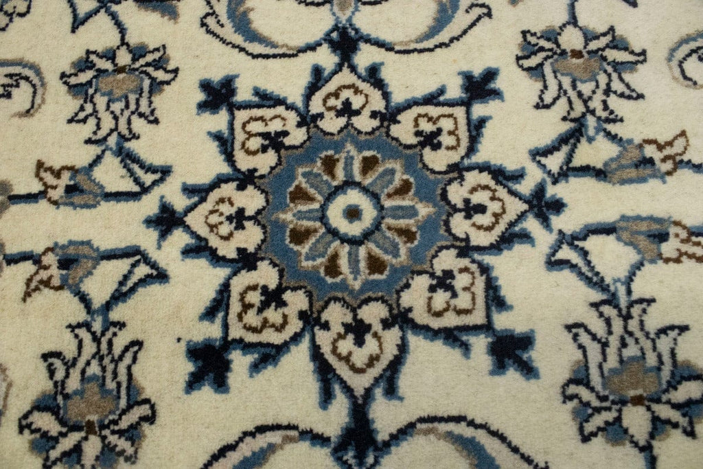 Cream Classic Floral 2'3X4'7 Nain Persian Rug