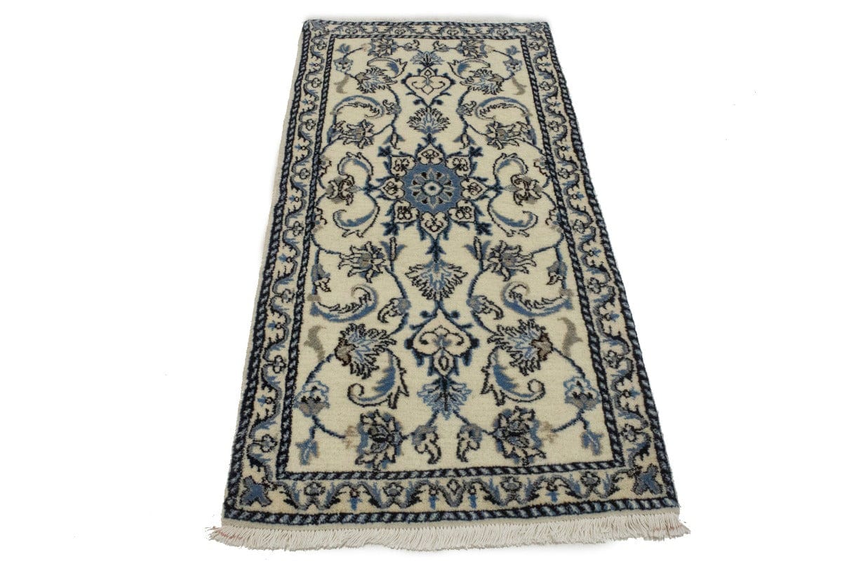 Cream Floral Classic 2'3X4'7 Nain Persian Rug