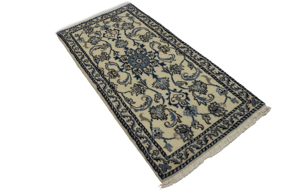 Cream Floral Classic 2'3X4'7 Nain Persian Rug