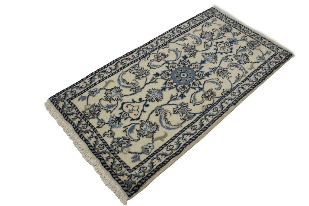 Cream Floral Classic 2'3X4'7 Nain Persian Rug