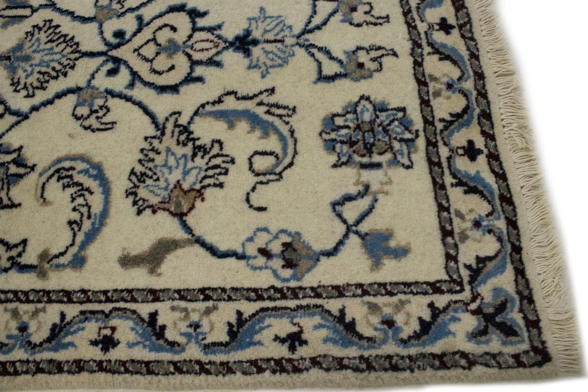 Cream Floral Classic 2'3X4'7 Nain Persian Rug