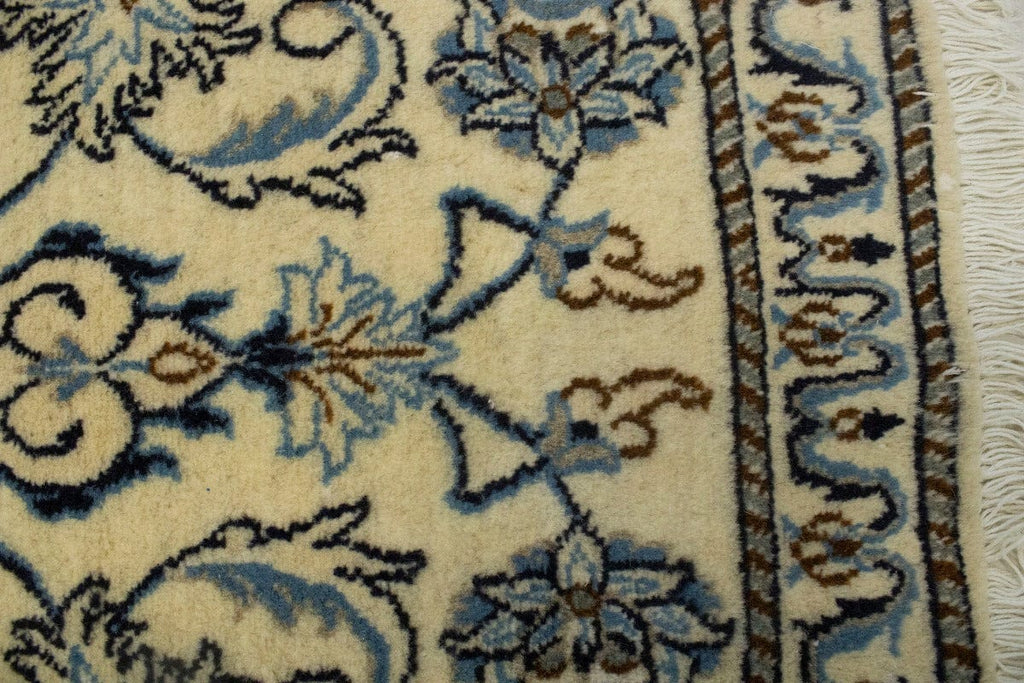 Cream Floral Classic 2'2X4'7 Nain Persian Rug