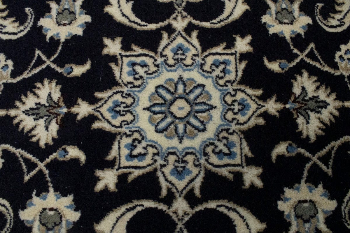 Navy Blue Classic Floral 2'4X4'6 Nain Persian Rug