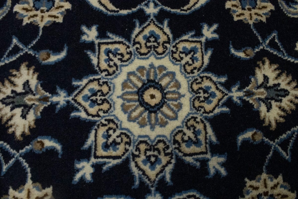 Navy Blue Floral Classic 2'4X4'5 Nain Persian Rug