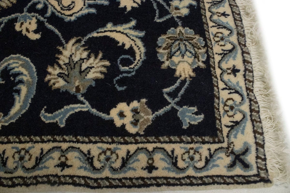 Navy Blue Floral Classic 2'3X4'5 Nain Persian Rug