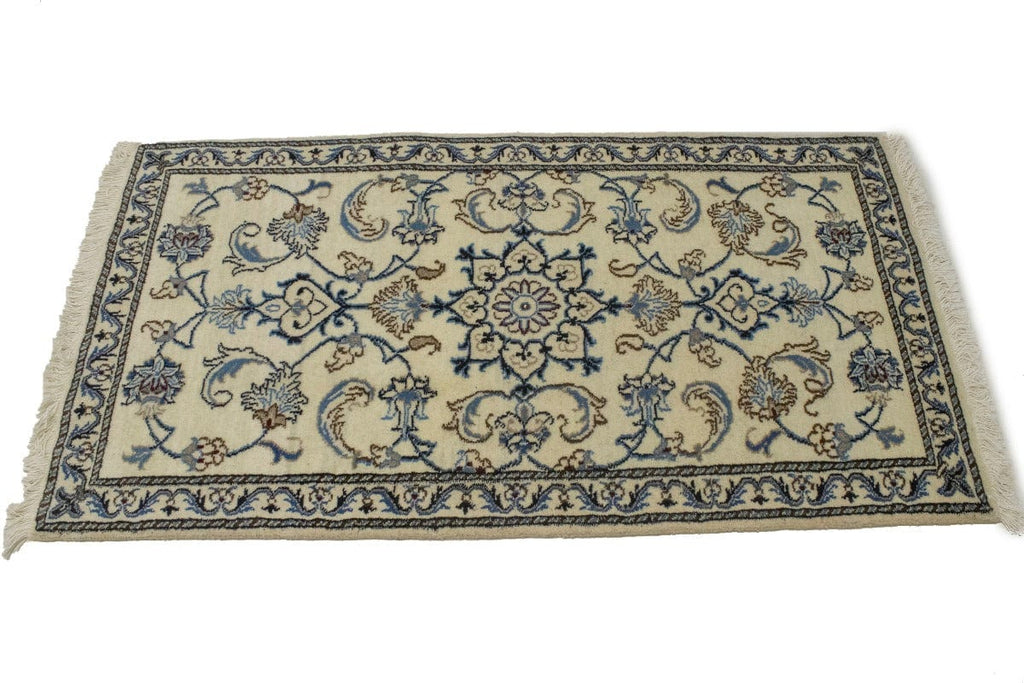 Cream Floral Classic 2'4X4'5 Nain Persian Rug