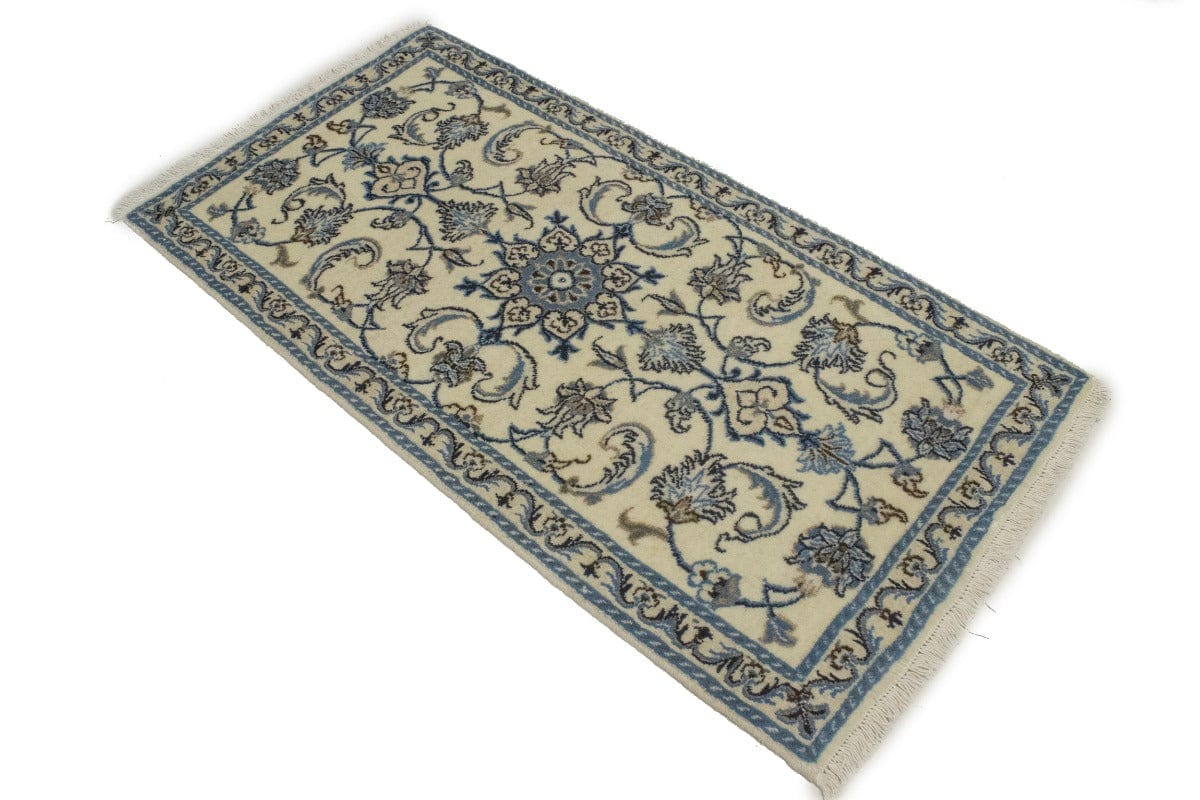 Cream Floral Classic 2'4X4'7 Nain Persian Rug