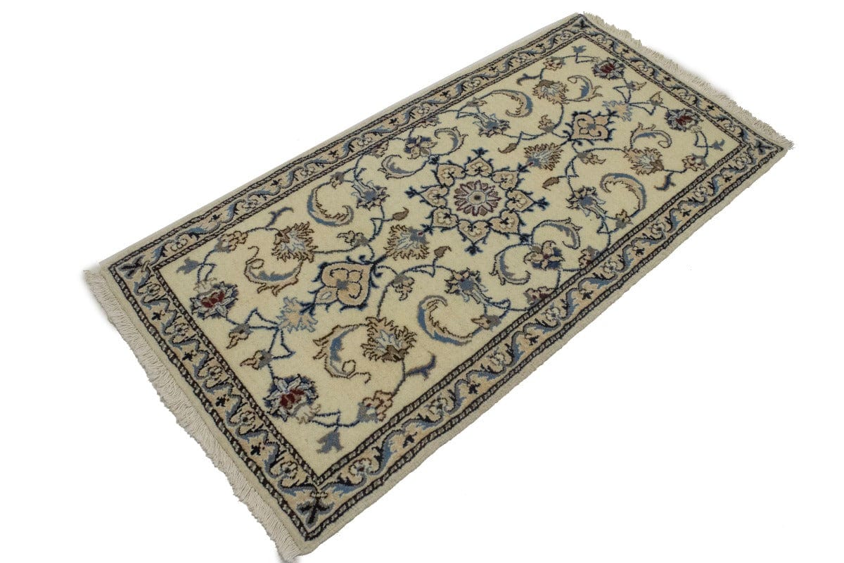 Cream Floral Classic 2'3X4'7 Nain Persian Rug