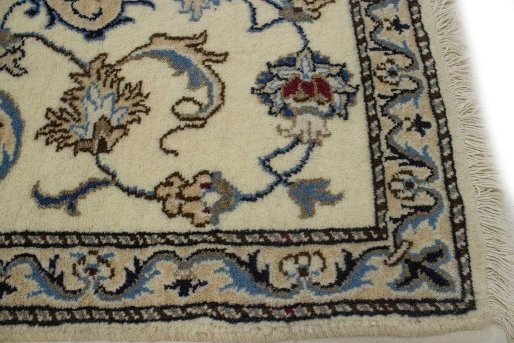 Cream Floral Classic 2'3X4'7 Nain Persian Rug