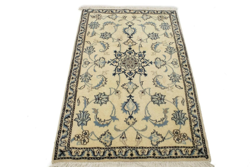 Vanilla Cream Floral Classic 3X5 Nain Persian Rug