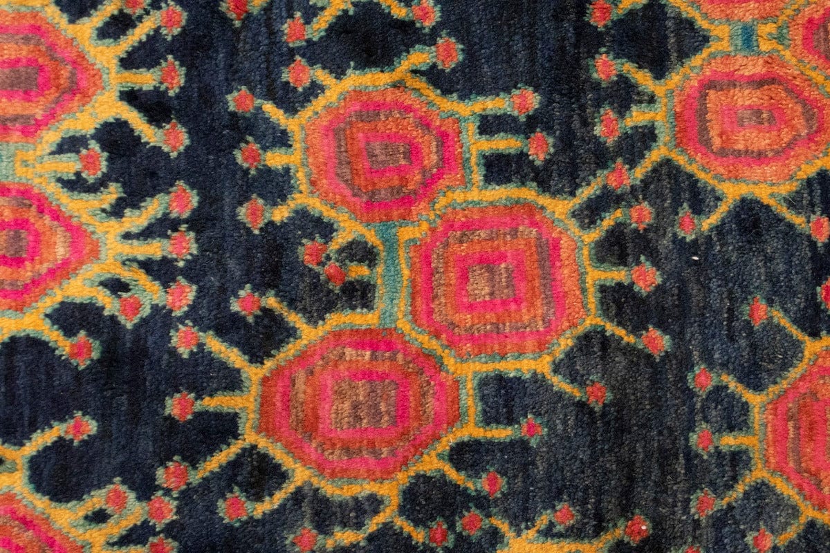 Semi Antique Floral Hale Navy 3'5X5' Sirjan Persian Rug