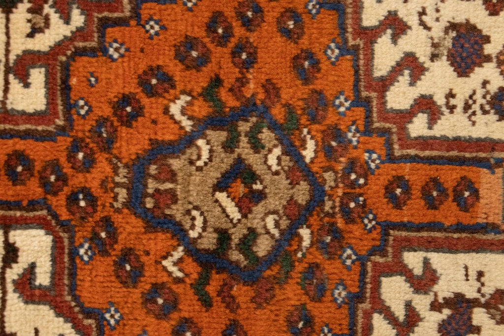 Semi Antique Cream Tribal 3'5X5 Yalameh Persian Rug
