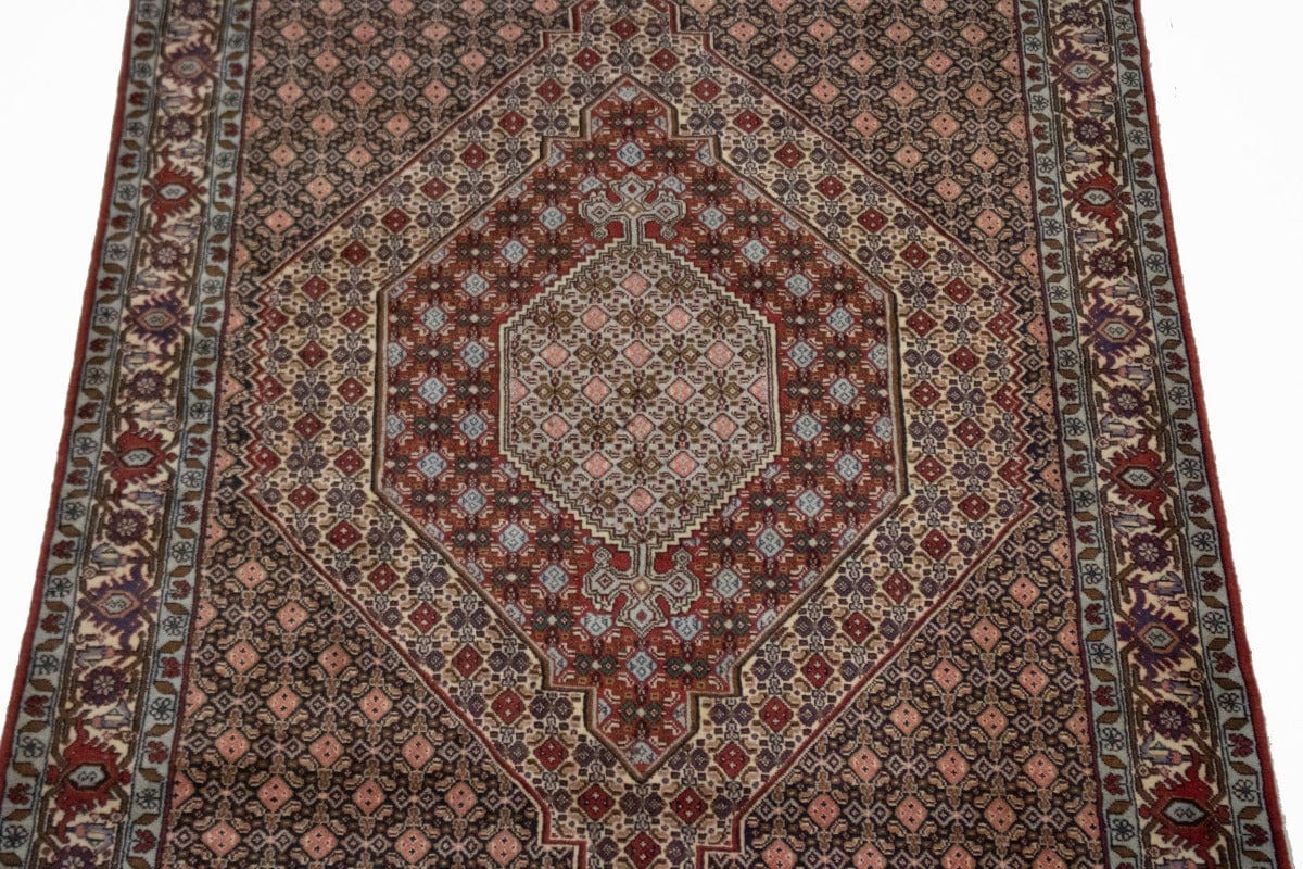 Vintage Cream Geometric 4X6 Bidjar Persian Rug