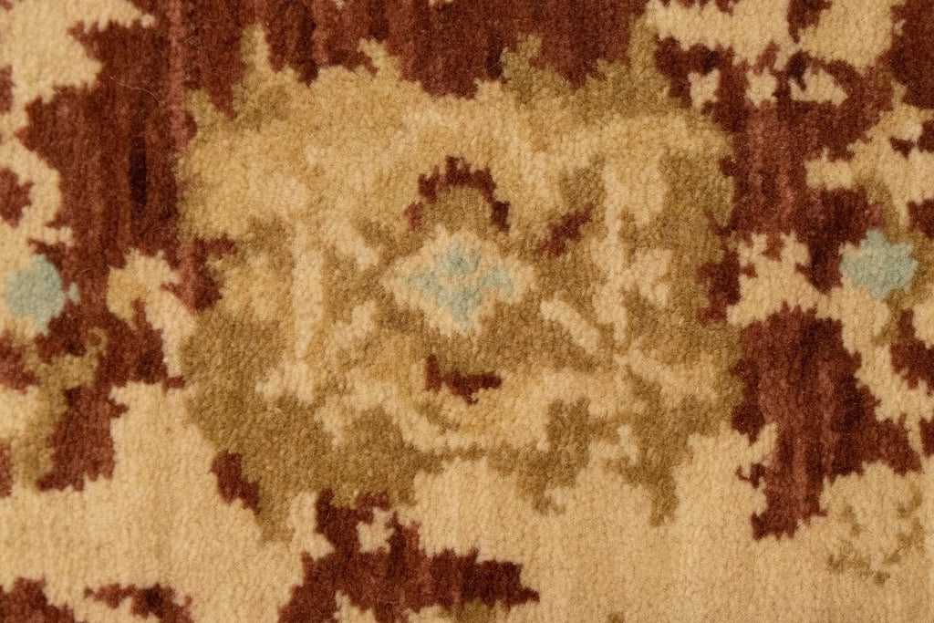 Beige Floral Peshawar 2X3 Pakistan Oriental Rug