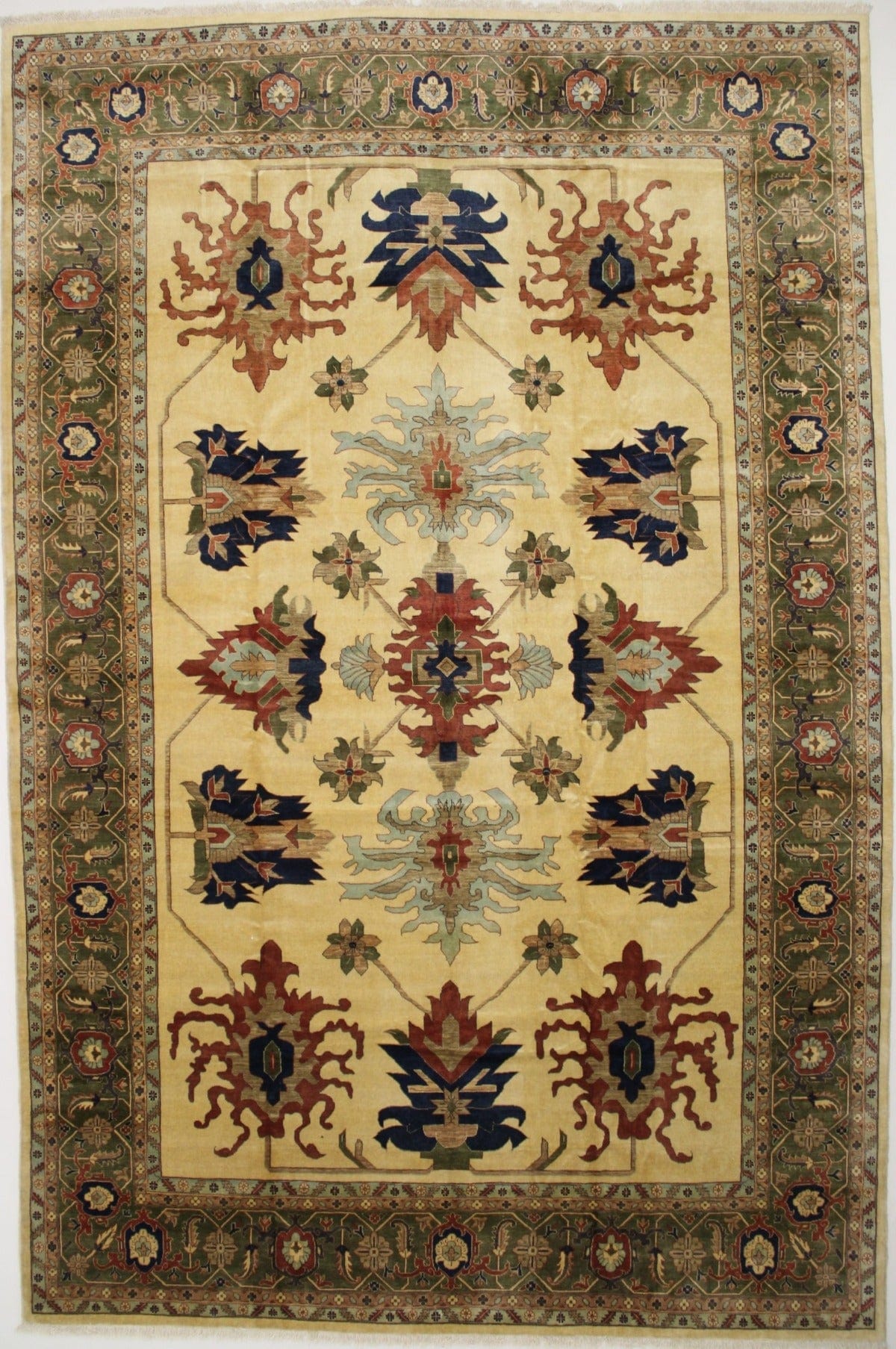 Vintage Beige Floral 13X19 Heriz Sultanabad Persian Rug