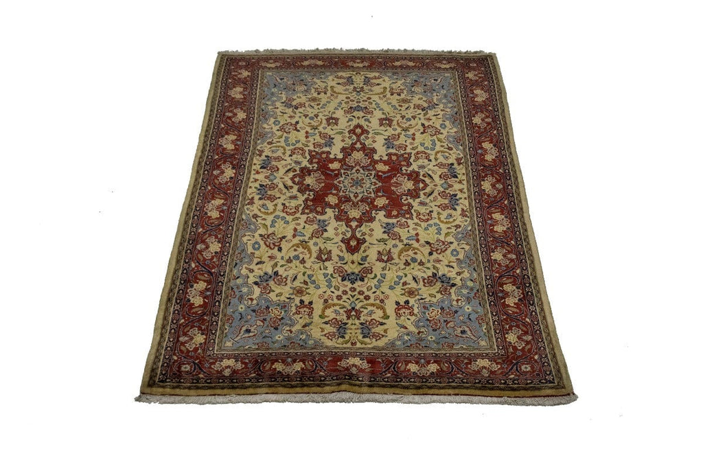 Beige Traditional 5X7 Isfahan Persian Rug