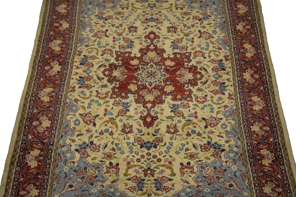 Beige Traditional 5X7 Isfahan Persian Rug