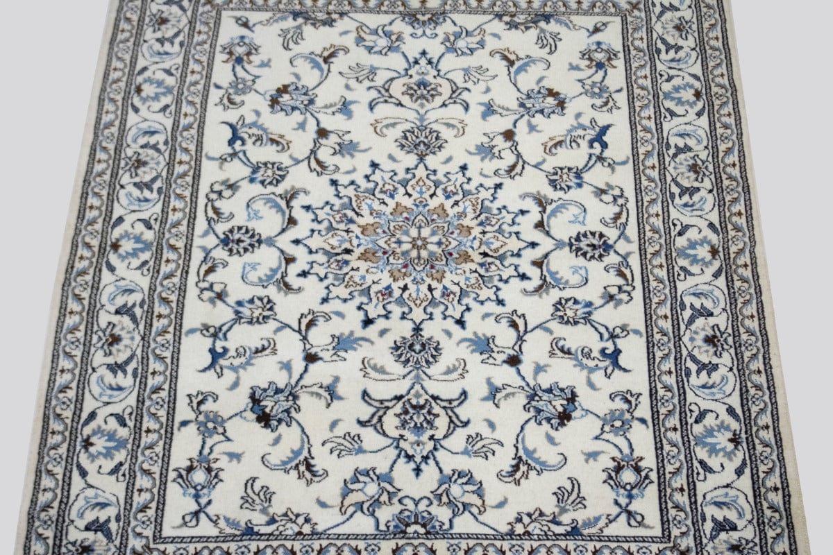 Cream Classic Floral 5X7 Nain Persian Rug