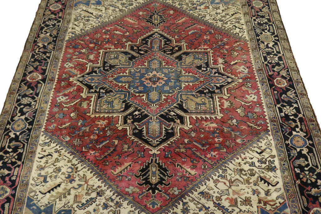 Vintage Cream Geometric 8X11 Heriz Persian Rug