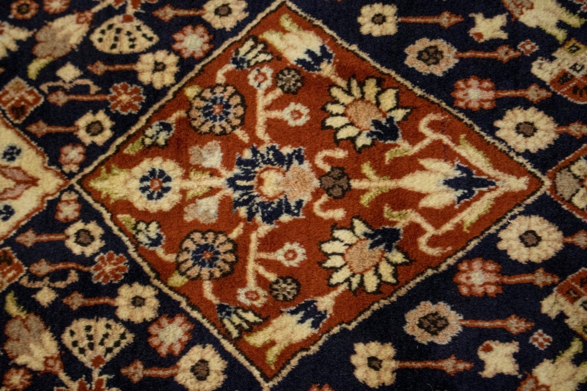 Vintage Dark navy Floral 6X9 Bidjar Persian Rug