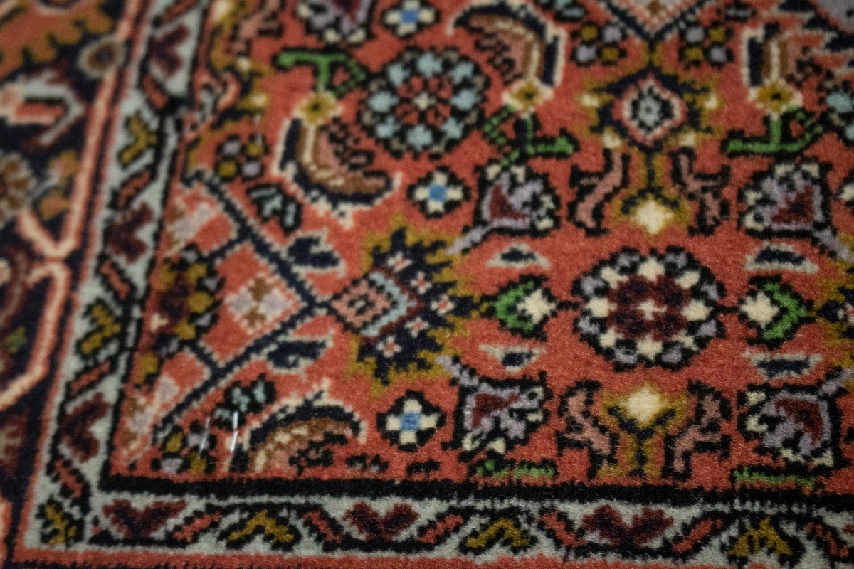 Vintage Rust Floral 2'3X3'5 Bidjar Persian Rug