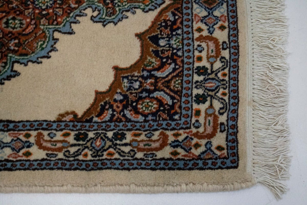 Vintage Cream 2X3 Mood Tabriz Persian Rug