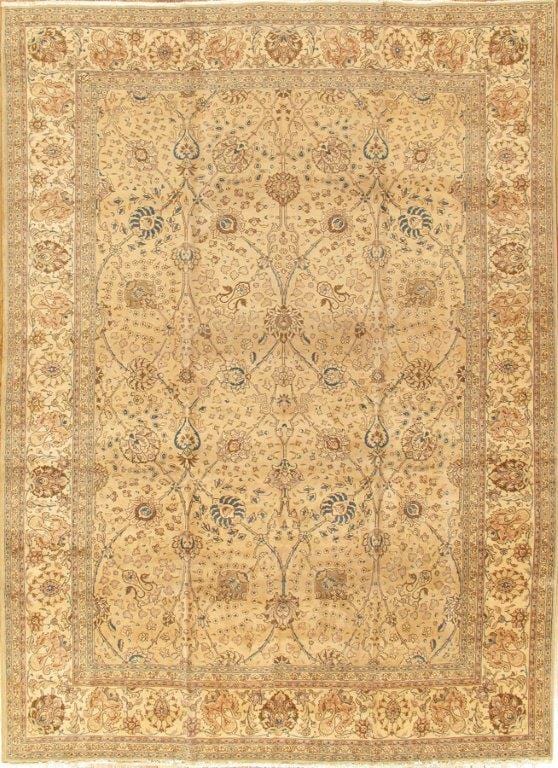Antique Tabriz Collection Peach Lamb's Wool Area Rug- 9' 6" X 13' 5"
