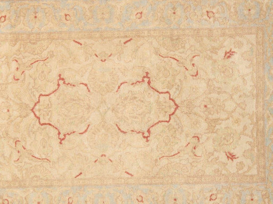 Tabriz Collection Hand-Knotted Lamb's Wool Area Rug- 3' 1" X 5' 0"